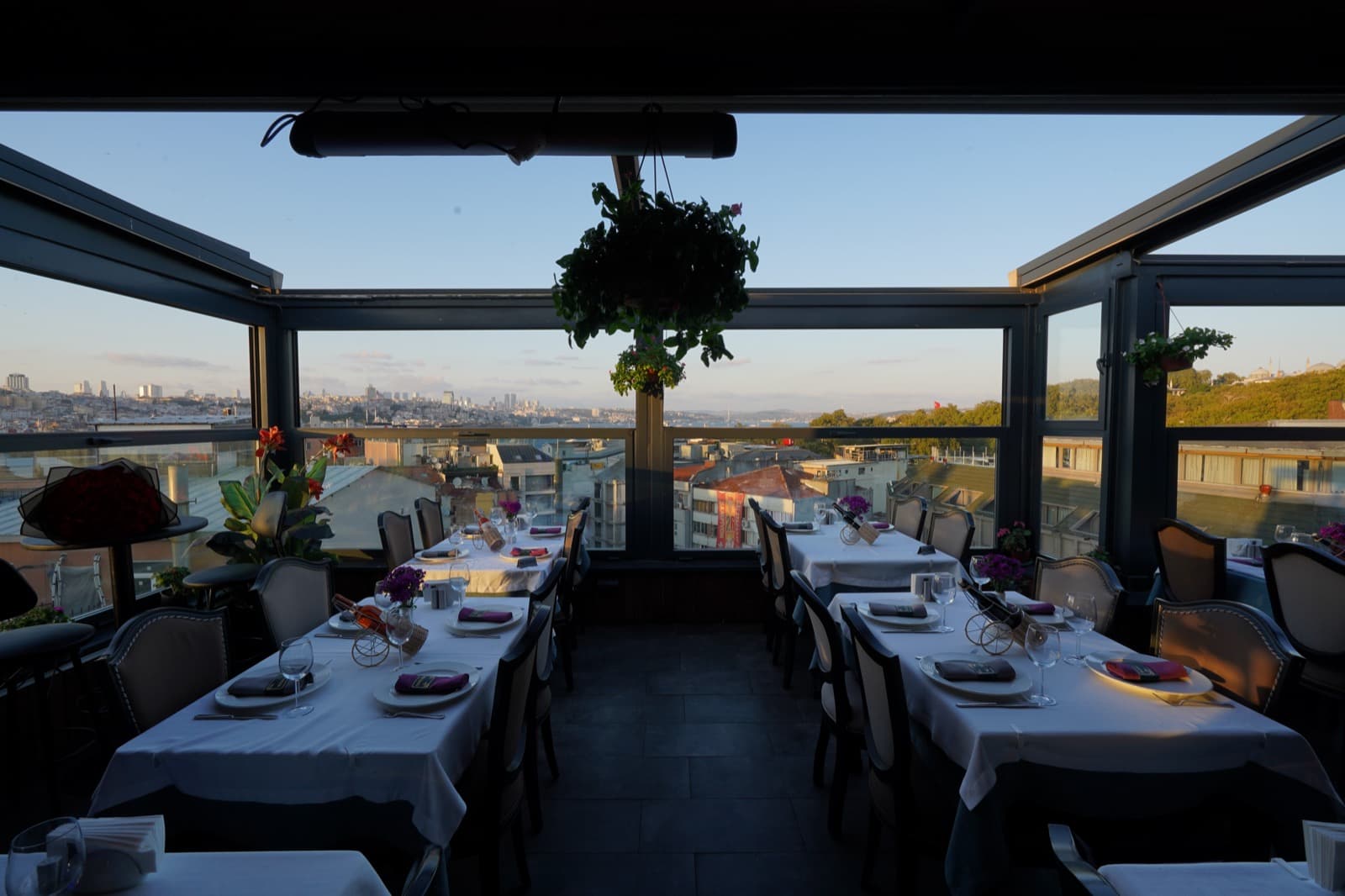 Sirkeci Dinner Reservation: A Practical Guide to Booking Pino Gare